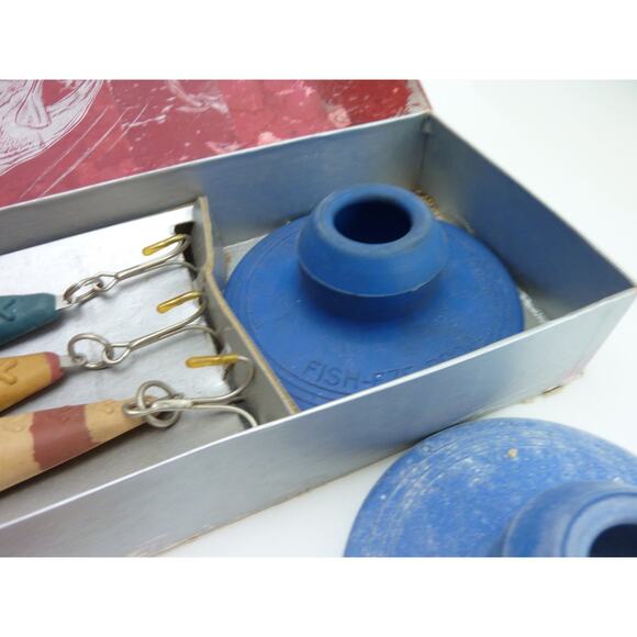 Vintage Fishing Lure Jig Lot-- Hard Plastic Bendo-Jig x 5 and Pole Hold - Picture 5 of 9